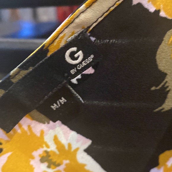 Guess romper. Size medium. - Picture 2 of 2